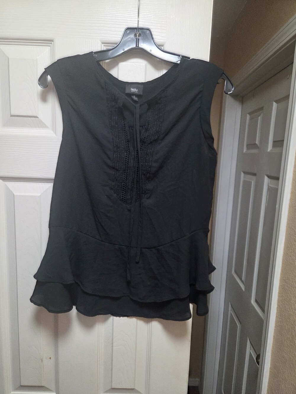 3 for $10, Mossimo Black Sleeveless Lace-Front Ruffle Hem Blouse